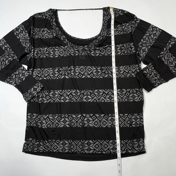 Wet Seal Y2K Black Long Sleeve Round Neck Top Size Large Whimsigoth Tribal - Picture 4 of 9